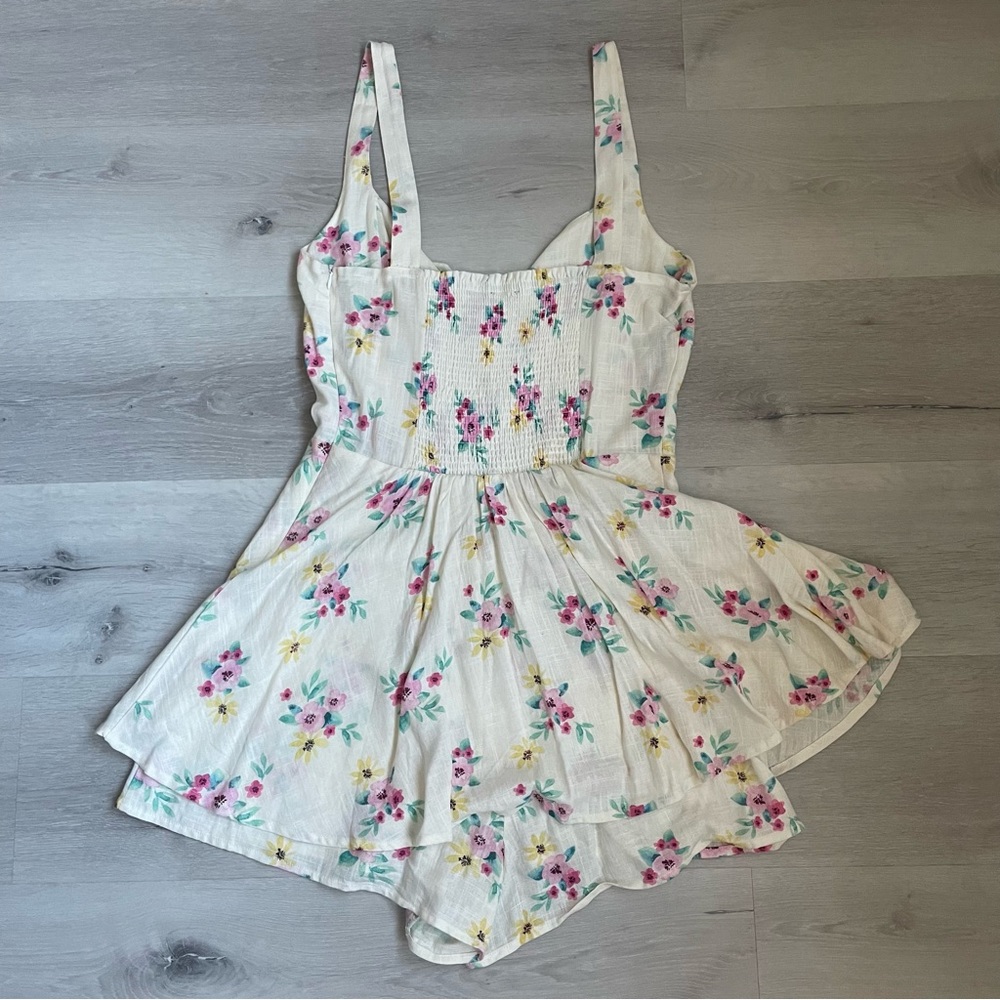 Forever 21 Floral Romper - Picture 3 of 4